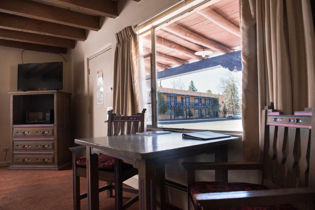 Kachina Lodge Resort And Meeting Center Taos Kültér fotó